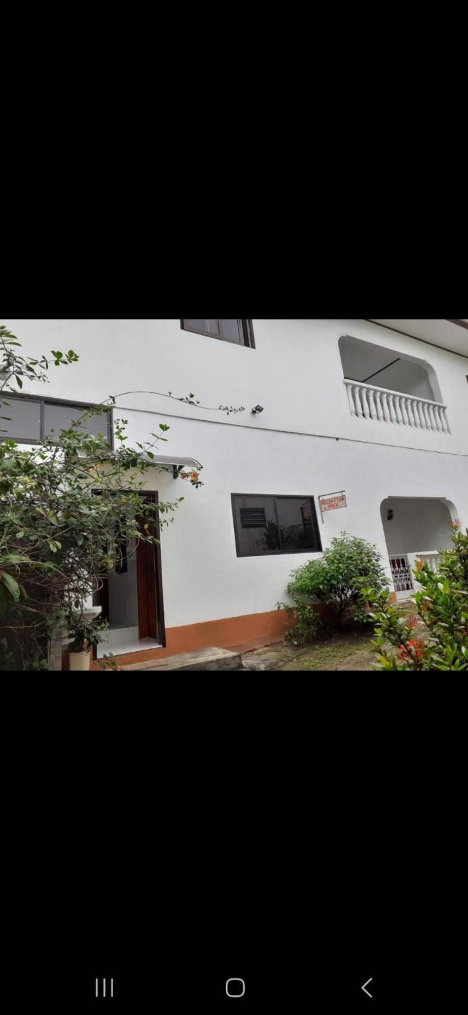 Gigi'S Self Catering Apartment Port Glaud Exterior photo